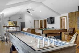 Winni Getaway | Games + Fire Pit | Lakes Region