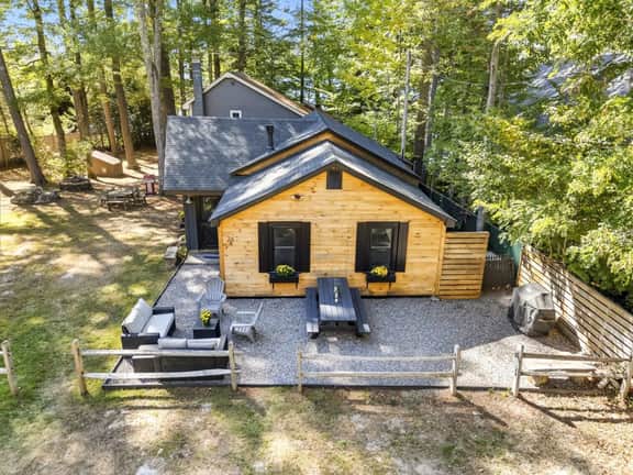 Family Cottage |Beach + Paddleboards|Winnipesaukee