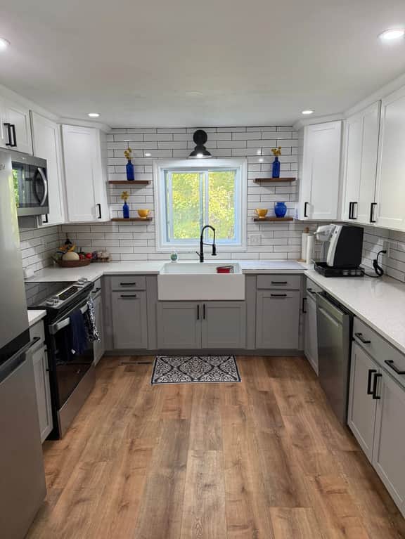 Sunapee Retreat | Fire Pit + Yard| Close to Lake